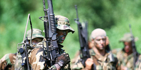 Navy SEALs in training. American firm Afterburner teaches companies a four-step military mission formula. Photo / Wikimedia user Sanandros