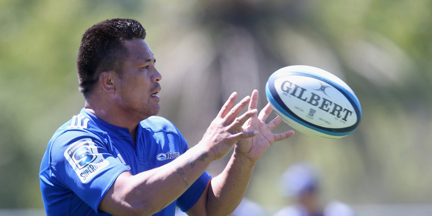 Keven Mealamu is back in the Blues' starting XV. (Photo by Jason Oxenham/Getty Images)