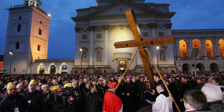 http://media.nzherald.co.nz/webcontent/image/jpg/201416/SCCZEN_AP140419091207_460x230.jpg