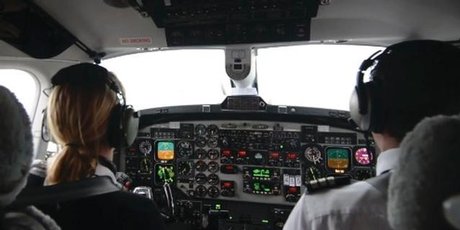 http://media.nzherald.co.nz/webcontent/image/jpg/201416/plane_460x230.jpeg