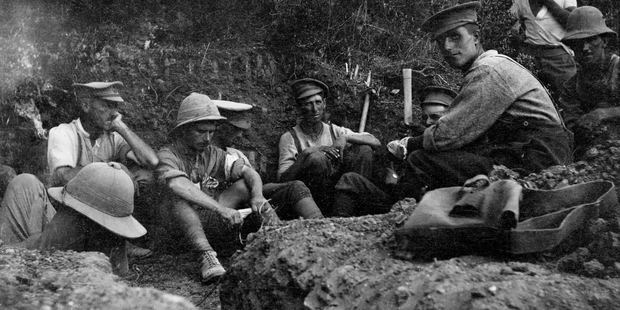 New Zealand soldiers, believed to be from Wellington Mounted Rifles occupying a trench on the Table Top during the night of August 6, 1915, as they prepare for the attack on Chunuk Bair. Photo / James Cornelius Read
