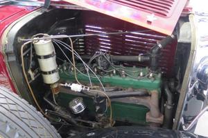 The straight-eight engine has an evocative chugga-chugga soundtrack as it cruises along.