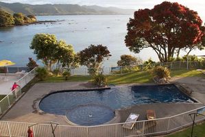 Te Kaha Beach Resort
