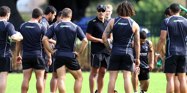 Stephen Kearney addresses his depleted Kiwis team at training in Sydney this week. The side have an average age of 24 and eight tests and there will be five debutants. Photo / Getty Images