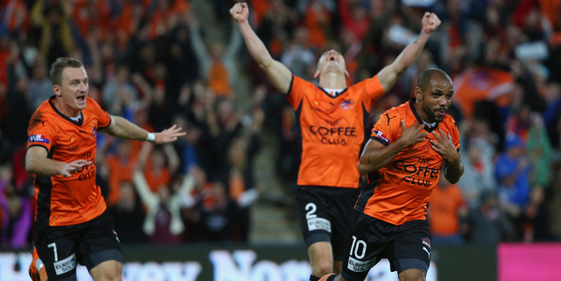 Henrique of the Roar celebrates after he scored in extra time during the 2014 A-League Grand Final match between the Brisbane Roar and the Western Sydney Wanderers. Photo / Getty.
