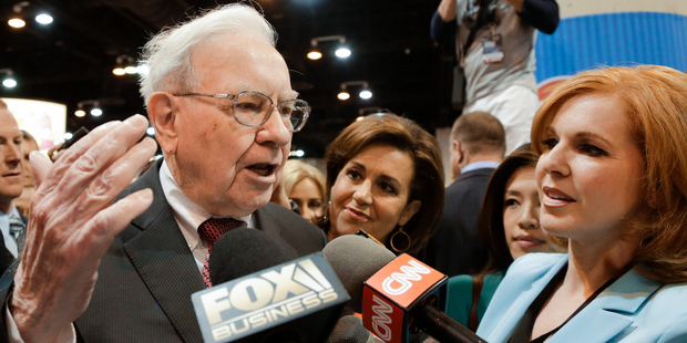 Despite Coca-Cola shareholder David Winters' claims, Berkshire Hathaway Chairman and CEO Warren Buffett says there is no chance of a "sweetheart" deal to make Coca-Cola private. Photo / AP