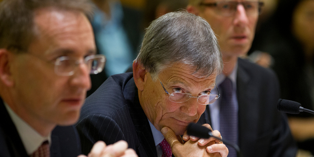 Reserve Bank Governor Graeme Wheeler, flanked by assistant-governor Dr John McDermott (left) and deputy-governor Grant Spencer (right). Photo / Mark Mitchell