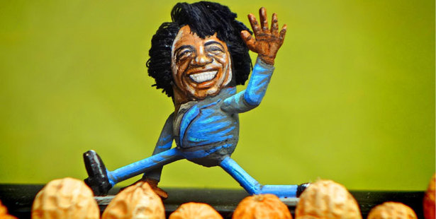 Steve Casino's peanut art figurine of James Brown. Photo: Mike Hoeting/SteveCasino.com
