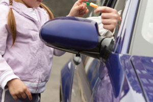 An eight-year-old girl has been labelled 'brave' by police after she was grabbed from the end of her driveway by a would-be abductor. Photo / Thinkstock