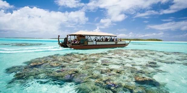 The Cooks Islands' Finance Minister says Digicel is "back on the beach".