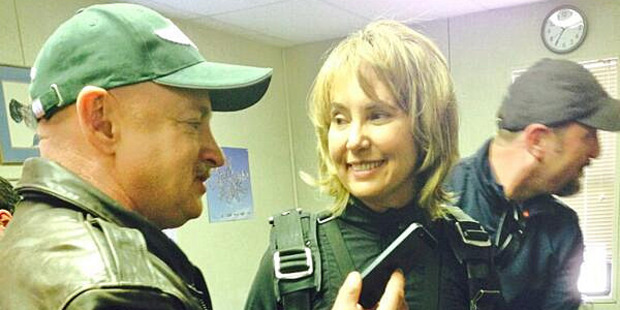 Gabby Giffords prepares to skydive to mark the three-year anniversary of the attack that nearly killed her. Photo / Twitter