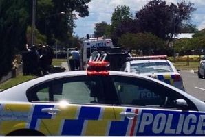 Police operation near Queens Square in Hastings/ Photo: Twitter/Sam Hurley