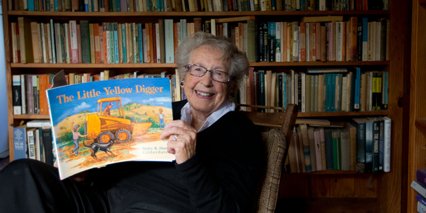 Betty Gilderdale never tires of reading The Little Yellow Digger to fans. Photo / Richard Robinson