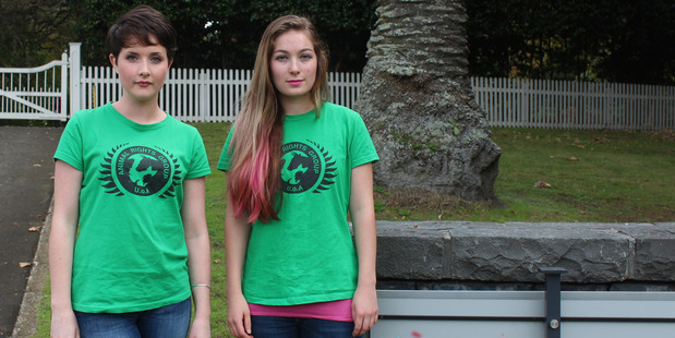 Niccola Davies and Avril McIntyre are calling for Auckland Uni students to opt out of animal dissection.