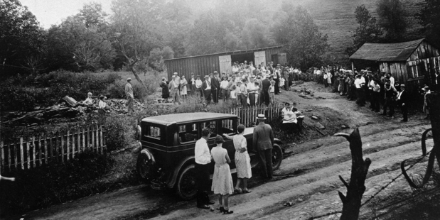 The Quiet Dell in 1931, the scene of the crimes committed by serial killer Harry Powers.