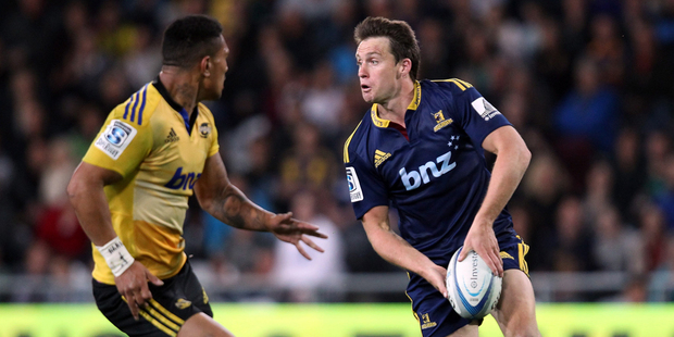 Ben Smith of the Highlanders on the attack during the round six Super Rugby match between the Highlanders and the Hurricanes. Photo / Getty Images.