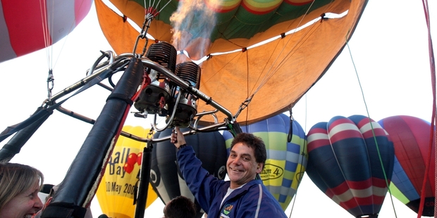 Lance Hopping, who was piloting the balloon. Photo / APN
