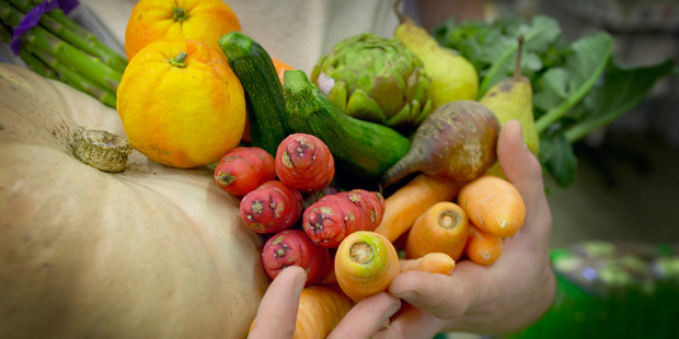 A number of providers offer weekly or fortnightly delivery of fruit and vegetable boxes, often on a subscription-style basis. Photo / Adrian Malloch