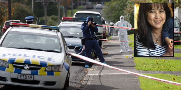 Police at a scene on Salisbury Rd in the Auckland suburb of Birkdale where personal belongings of missing women Blesilda Gotingco where found near her family home. Photo / Richard Robinson