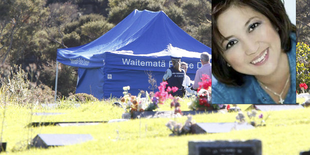 Police during their search of the cemetery on Eskdale road in Birkdale in relation to the disappearance of Blessie Gotingco (inset). Photo / Chris Gorman
