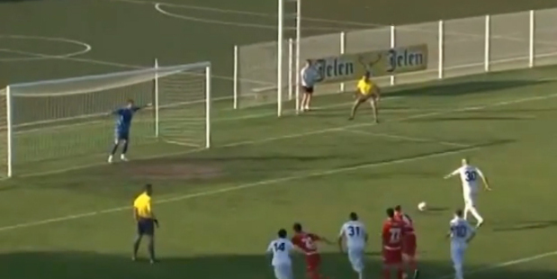 Nenad Mirosavljevic lines up his penalty attempt. Photo / YouTube