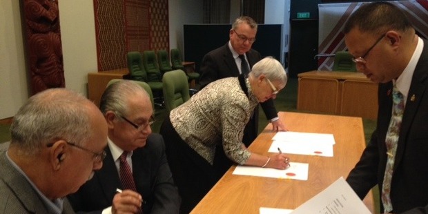 SIGNED: From left to right are Alan Skipwith, Anaru Te Amo, Geoff Williams, Steve Chadwick and Mauriora Kingi.