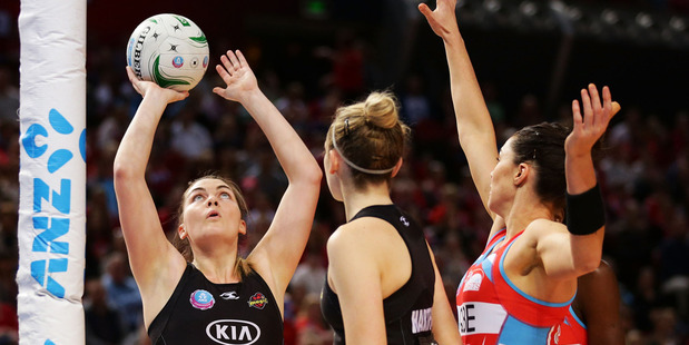 Ellen Halpenny in action for the Magic. Photo / Getty Images
