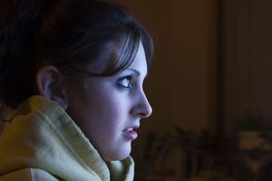 Experts recommend it's best for teenagers to avoid technology for at least an hour before bed.
Photo / 123RF
