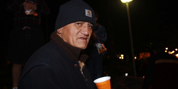 Chris, a rough sleeper in Napier, receives a cupful of soup from the Swannell family's mobile kitchen. Photo/Paul Taylor