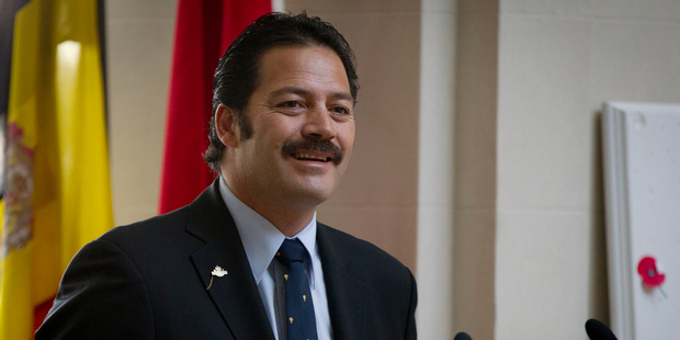 Willie Apiata VC speaking to the public. Photo / Sarah Ivey