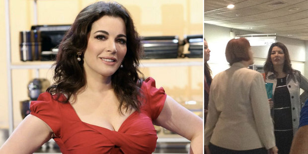 (Left) Immigration officials apologised to Nigella Lawson over her visa fiasco. (Right) Nigella on arrival at Auckland Airport. Photo / Supplied, NZ Herald