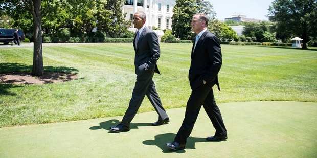 Obama and Key's 'relaxed and friendly' meeting included a stroll around the White House. Photo / AP