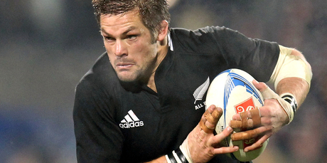 McCaw wouldn't have been able to get through 80mins with a broken rib without the masking powers of adrenaline. Photo / Getty Images
