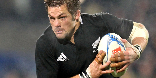 McCaw wouldn't have been able to get through 80mins with a broken rib without the masking powers of adrenaline. Photo / Getty Images