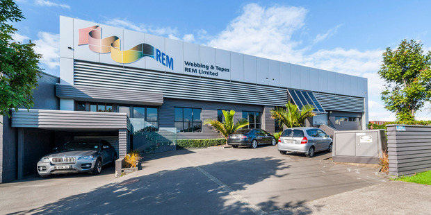 The warehouse and office complex for sale at 22 Patrick St is supported by industrial warehousing.