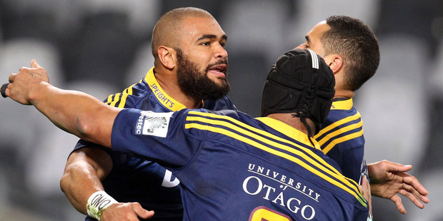 The Highlanders celebrate during their impressive win over the Chiefs. Photo / Getty