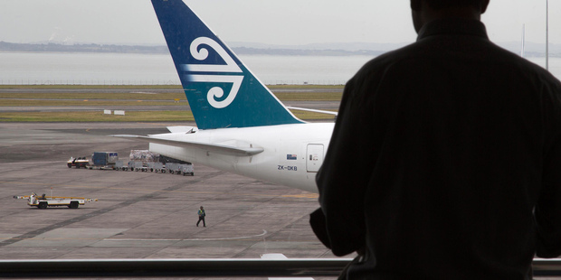 The runway at Auckland Airport was temporarily closed after an emergency on board an Air New Zealand jet. Photo / file