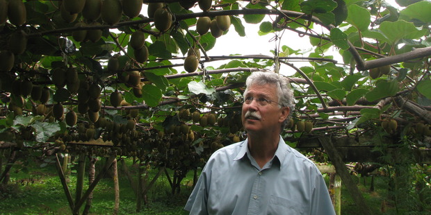 Kiwifruit Growers president Neil Trebilco says it is disappointing that 18 contractors have contravened labour laws.