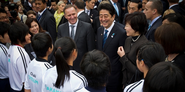 Sports students meet the leaders during Shinzo Abe's brief visit. Photo / Greg Bowker