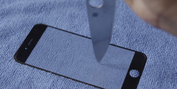 It looks as though splintered screens may be a thing of the past. Image / YouTube