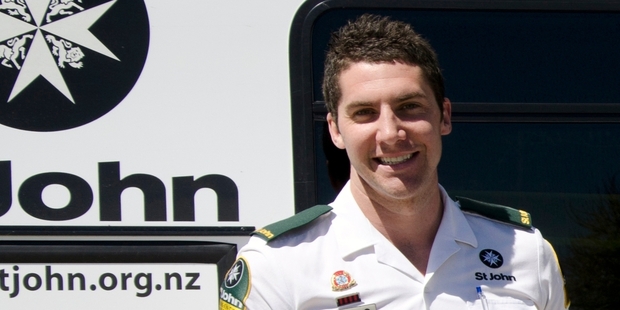 Paramedic Andrew Clouston saved a family of three in a cliff-edge rescue.