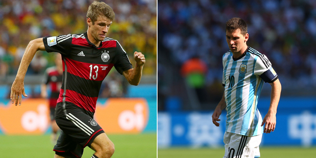 Lionel Messi of Argentina (r) and Thomas Mueller of Germany. Photo / Getty Images.