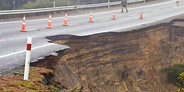State Highway 1 near Maromaku Rd suffered a huge slip, closing the road. Photo / Facebook/NorthlandWeather