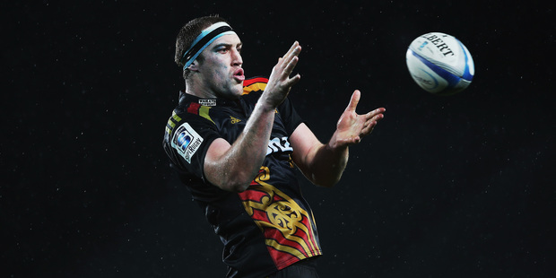 Brodie Retallick of the Chiefs wins lineout ball during the round 19 Super Rugby match between the Blues and the Chiefs at Eden Park. Photo / Getty Images