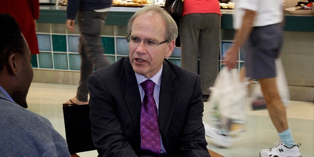 Len Brown's office has said he is expected to resume his 'mayor in the chair' sessions next month. Photo / Sarah Ivey
