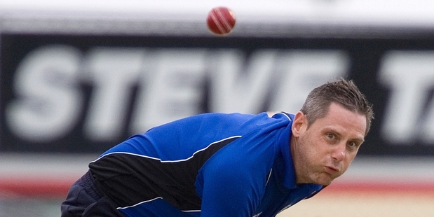 City's Lynton Staniford's figures of 2 for 43 from his 10 overs wasn't enough to get his side over the line in their Lion Red Cup match against Maungakarame Photo/Ron Burgin