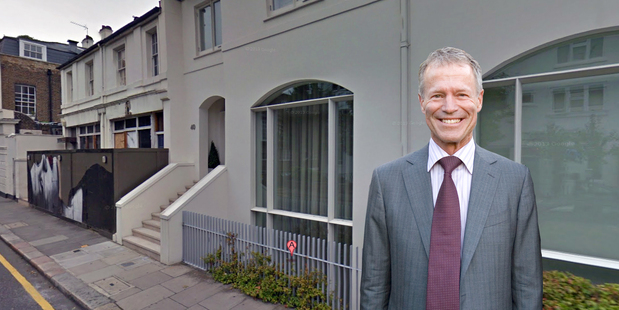 The residence at 40 Clareville St, Kensington, is on the market with a book value of $9.3 million. Inset: Lockwood Smith. Photo / Google Maps