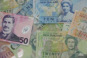 The kiwi rose to an eight-year high 94.80 Australian cents this week, trading at 94.11 cents at 5pm in Wellington from 92.22 cents at the end of last week, and 94.45 cents yesterday.