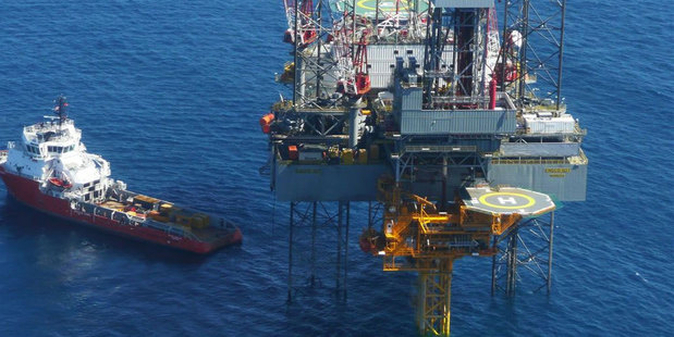 The difference in average salaries between Taranaki and Otago means the region should welcome oil and gas exploration, say Dunedin business leaders.