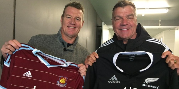 All Black legend Sir John Kirwan swaps shirts with West Ham boss Sam Allardyce.